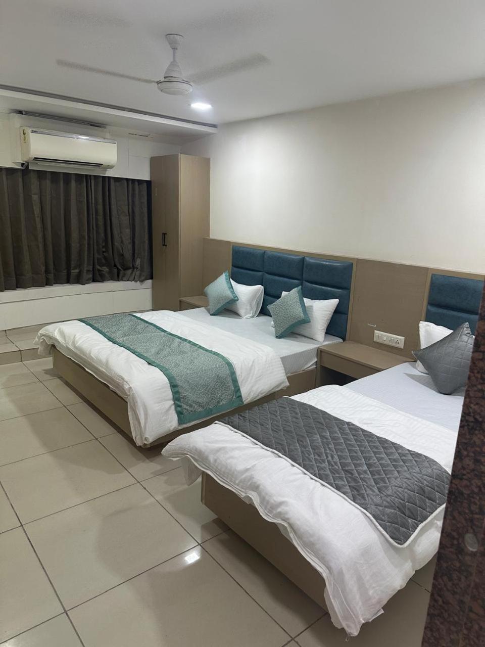 Hotel Nest View Ahmadabad Zewnętrze zdjęcie