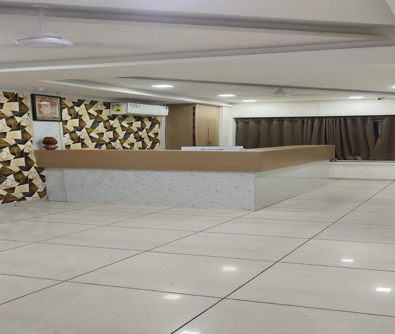 Hotel Nest View Ahmadabad Zewnętrze zdjęcie
